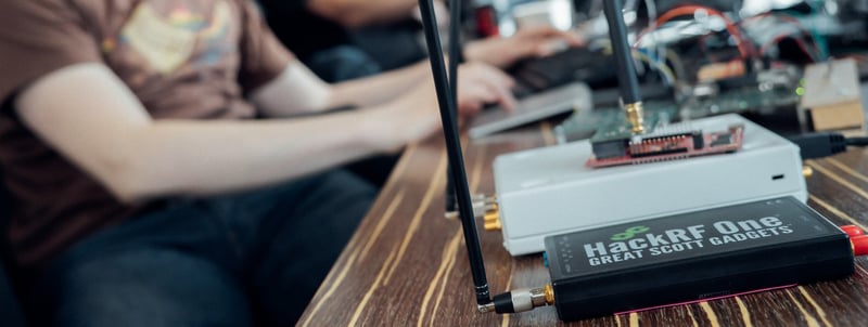 From Radio Waves to Packets with Software Defined Radio